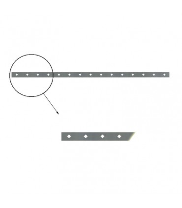 Barre poinçonnée 40x8mm 15 trous obques de 17x17mm longueur 2m