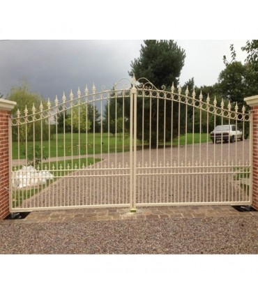 Volutes assemblées 470x180mm plat de 20x6mm extrémités pattes d'oie