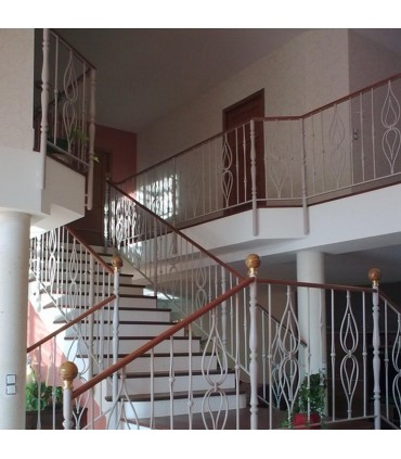 Balustres fer forgé 1000mm rond ø14mm 2 motifs forgés avec bagues pour escaliers