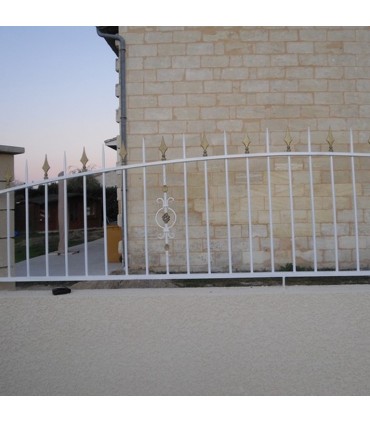 Balustre forgé martelé 950mm carré de 12x12mm sur angles avec pigne
