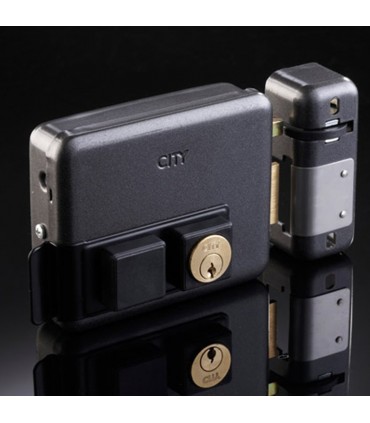 Option cache-serrure et serrure pour portails lourds à ouverture manuelle ou électrique