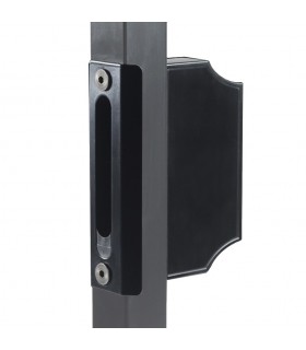 Coffre décoratif avec gâche pour serrure de portail ouvrant 