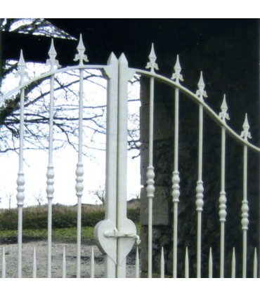 Pointe de lance fleur de lys hauteur 135mm