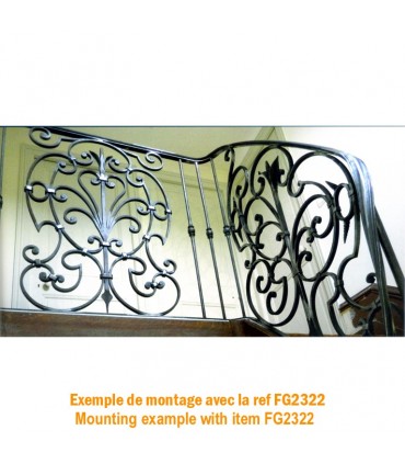 Panneau décoratif H1070 x 770mm acier forgé plat de 17x10mm